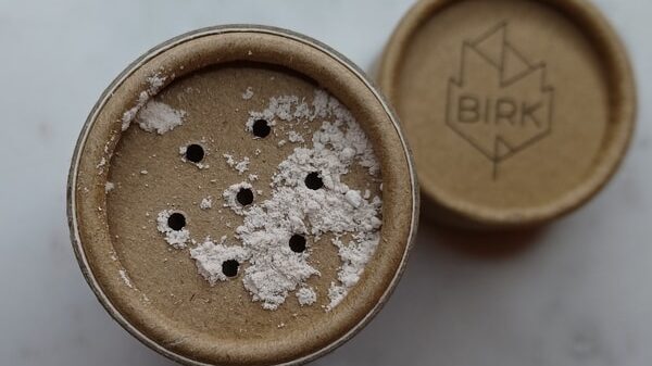 Tørshampoo pulver til lyst hår